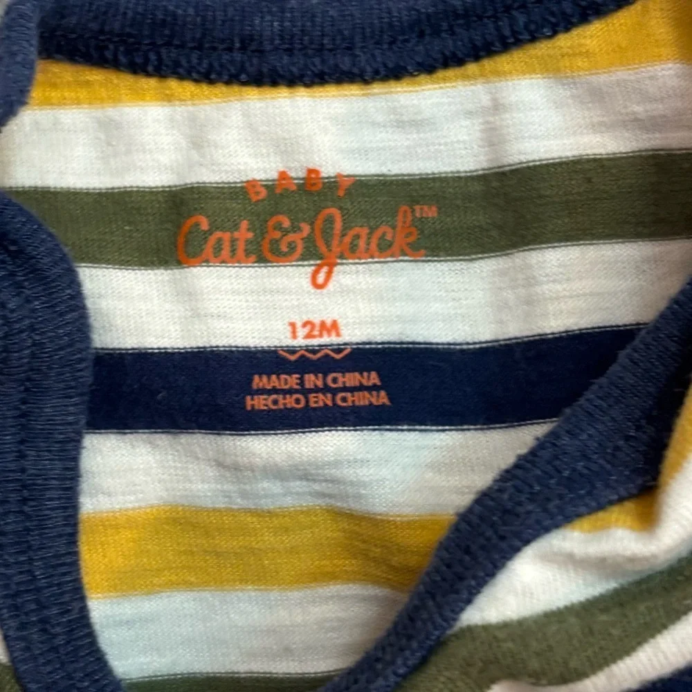 Bundle of 4 Multicolor Bodysuits Set 12 months with snaps